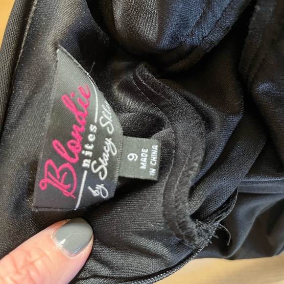 𝅺Perfect condition, NWT black strapless dress with beading - Picture 8 of 8